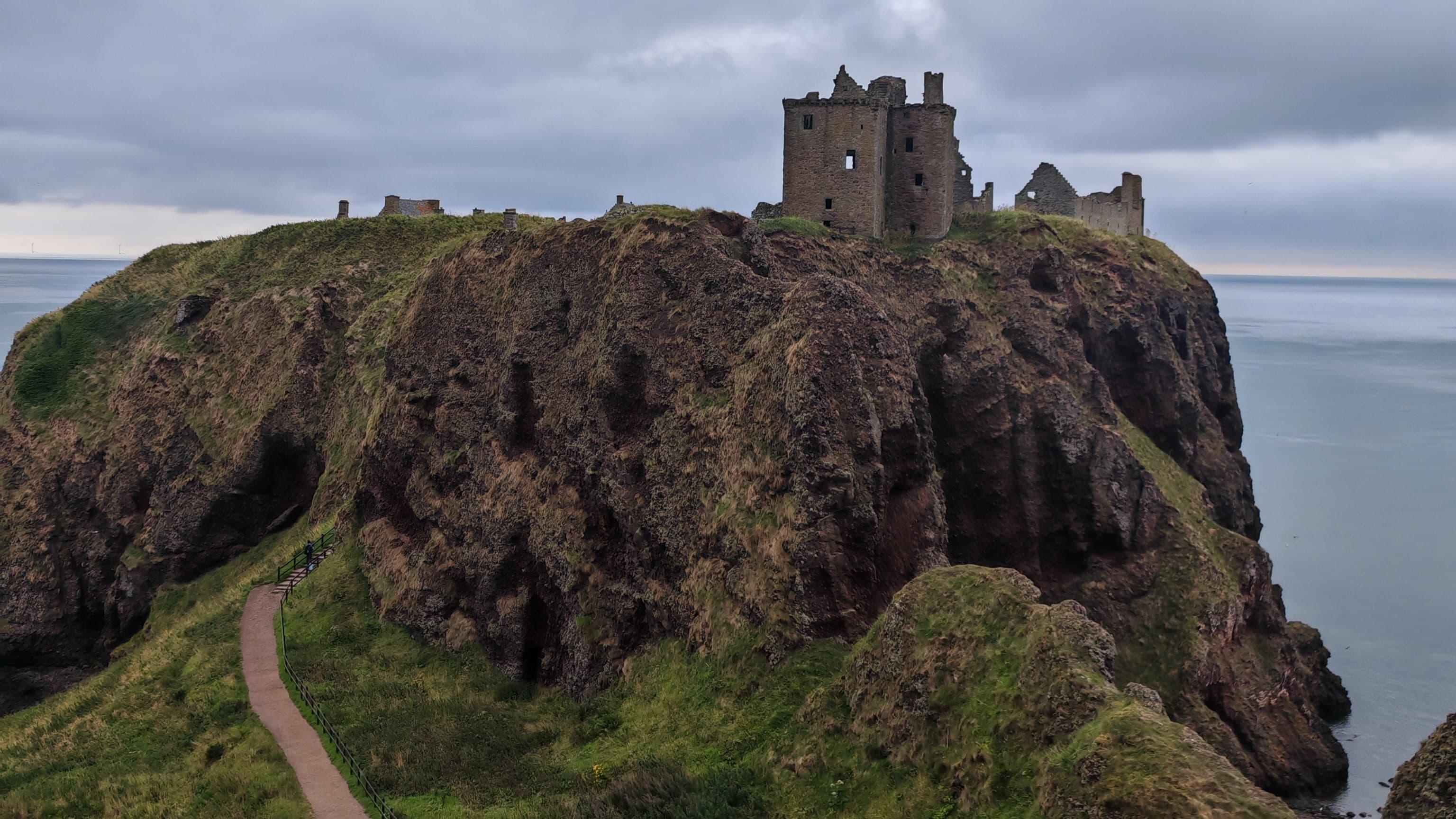 Scozia on the road: 8 giorni tra castelli, Highlands e location di Outlander